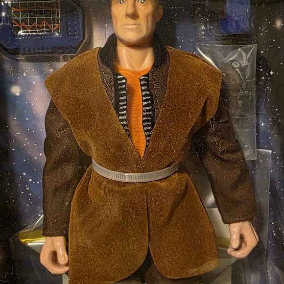 Star Trek Figurine  Zefram Cochrane New - Picture 3 of 7
